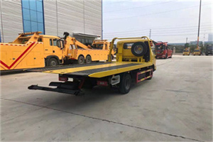 红桥非事故拖车