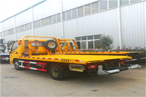 红桥附近拖车救援搭电